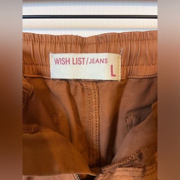 Wish List Size LARGE Camel Colored Joggers - Picture 4 of 6